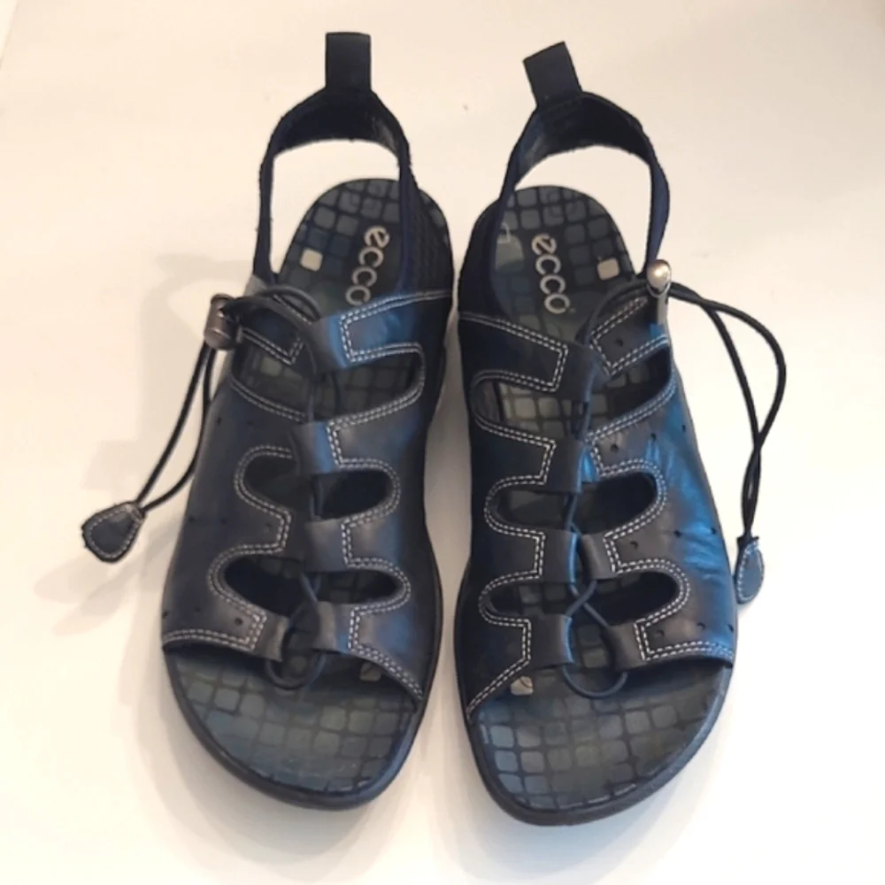 Ecco comfortable athletic